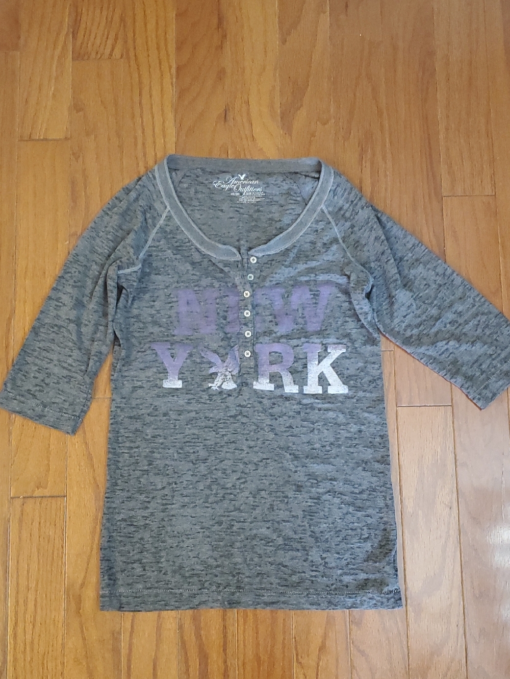 American Eagle New York Henley Top Burnout Style Size Medium Lightweight